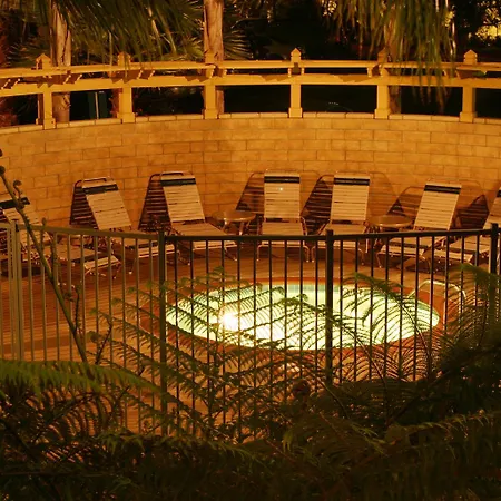 Best Western Seven Seas 
